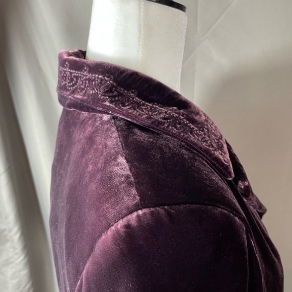 Super Soft Velvet Victorian Rayon Silk Embroidered Collar and Cuffs - Tahari -4 - Picture 9 of 10